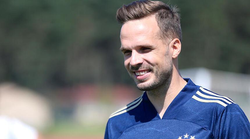 Fenerbah&ccedil;e'nin yeni transferi Novak'tan koronavir&uuml;s a&ccedil;ıklaması