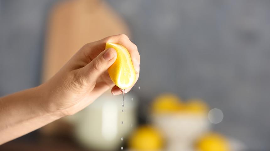 Yiyeceklere limon sıkmanın sağlığa olan faydaları şaşırtıyor!