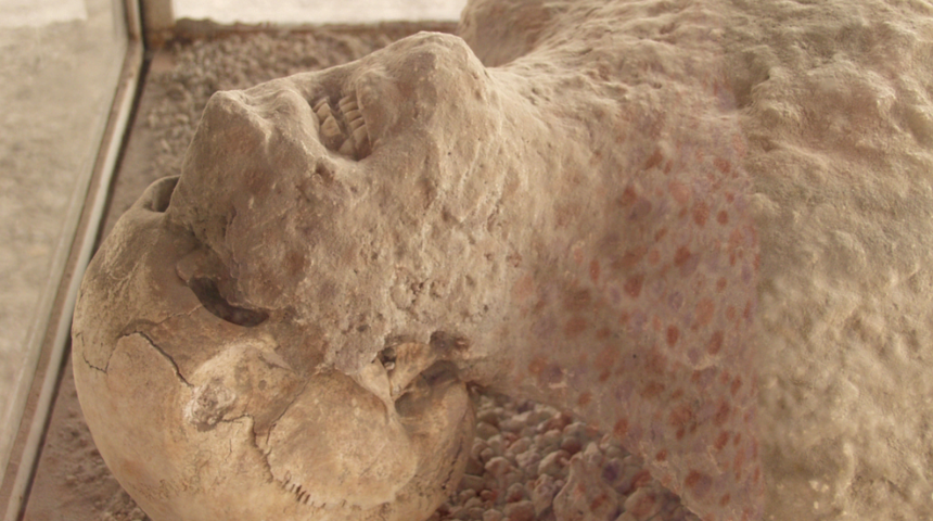 Yıllar sonra itiraf etti: Pompeii laneti peşimi bırakmadı