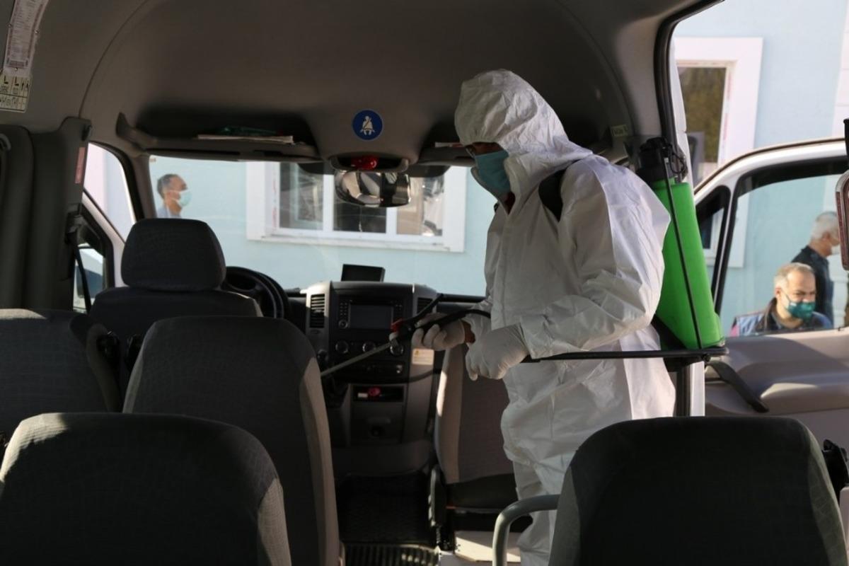 Servis ara&ccedil;ları dezenfekte edildi