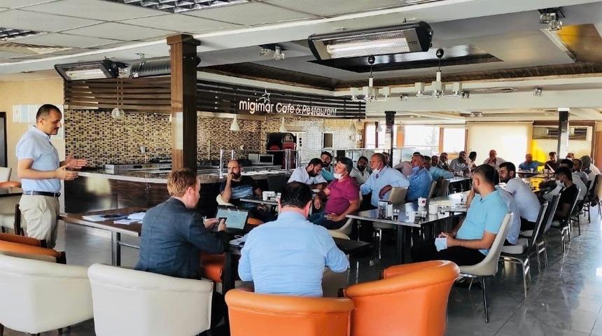 Mardin hazır giyim sekt&ouml;r&uuml;ne bilgilendirme toplantısı