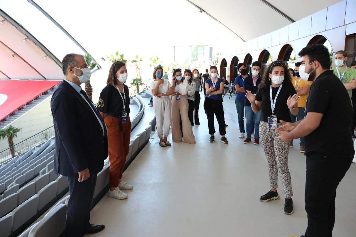 HK&Uuml; Kamp&uuml;s&uuml; &ouml;ğrencileri ile yeniden buluştu