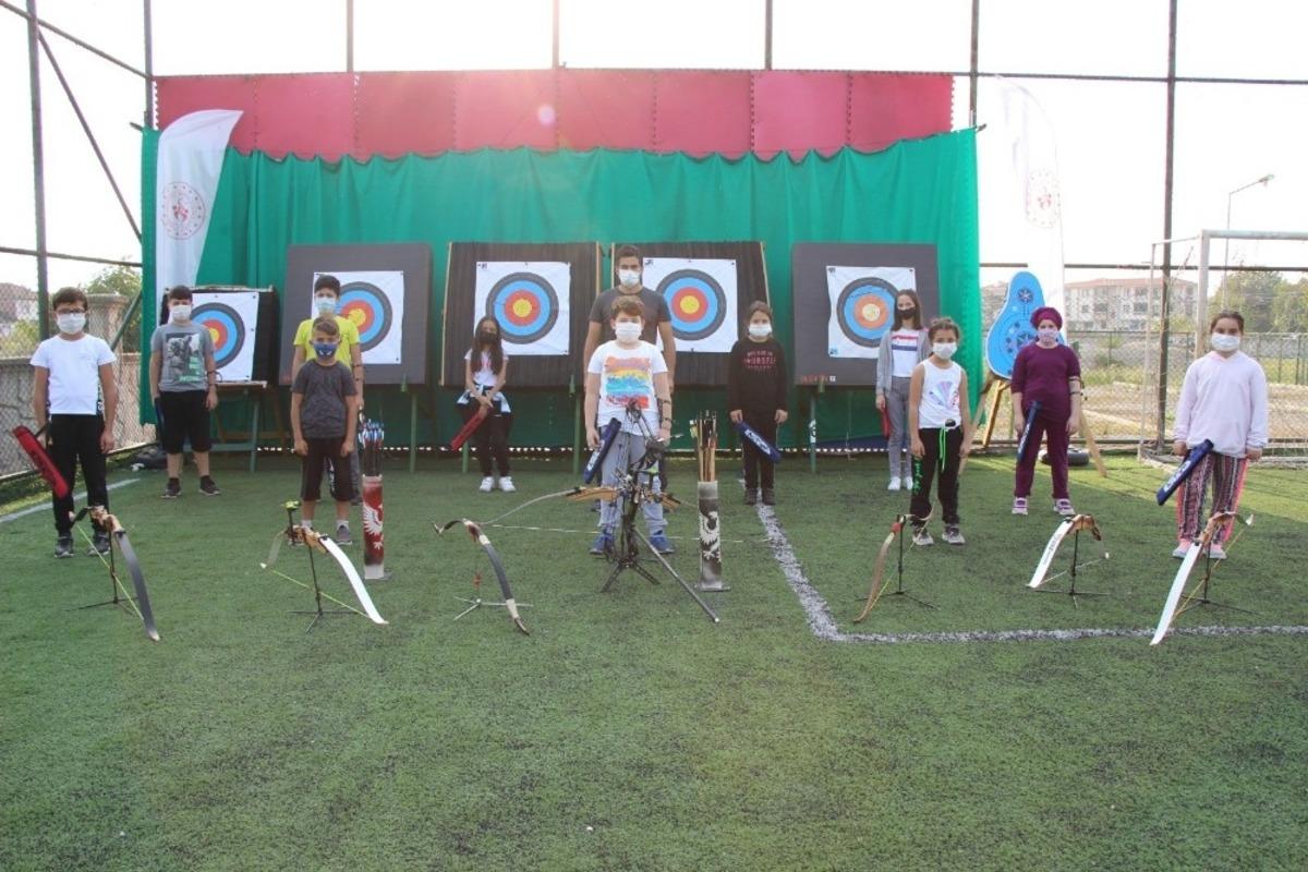 D&uuml;zce&rsquo;de ok&ccedil;uluk kursları başladı