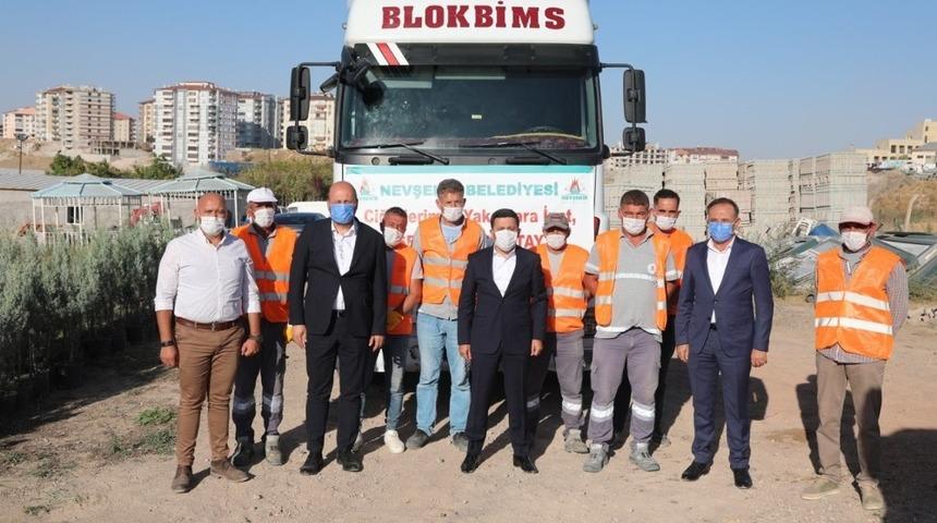 Nevşehir Belediyesi, Hatay&rsquo;a bir tır fidan g&ouml;nderdi