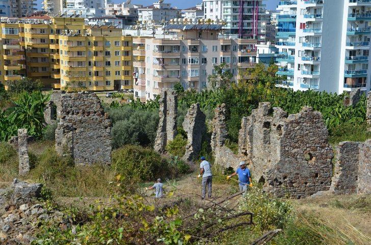 Naula Antik Kenti restorasyon için temizleniyor G1