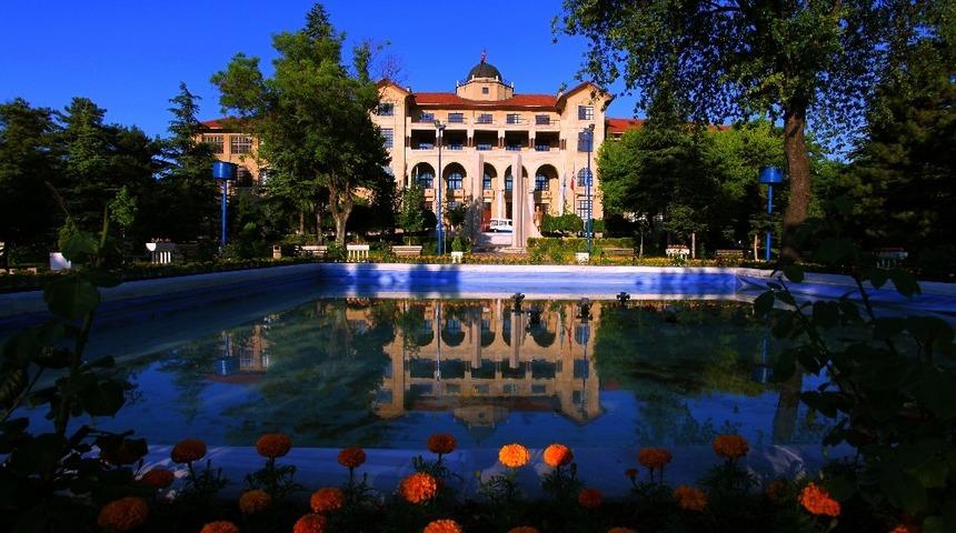 Gazi Üniversitesinden fidan bağışı