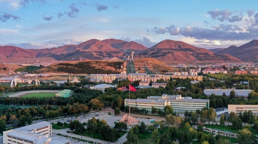 Atat&uuml;rk &Uuml;niversitesi&rsquo;nden bir başarı daha