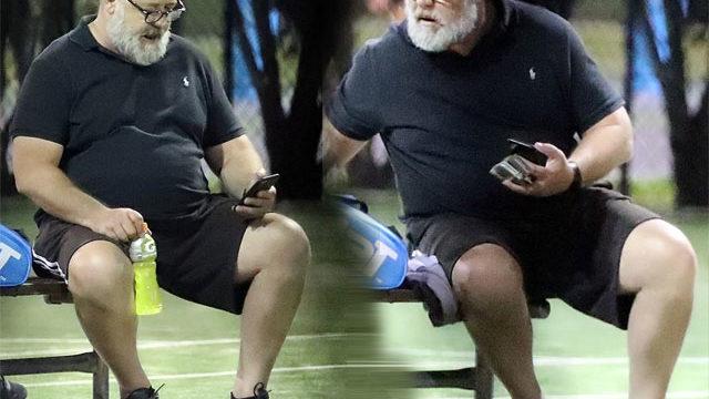 Russell Crowe fazla kilolarından kurtulmaya çalışıyor