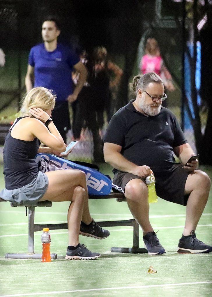 Russell Crowe fazla kilolarından kurtulmaya çalışıyor G4