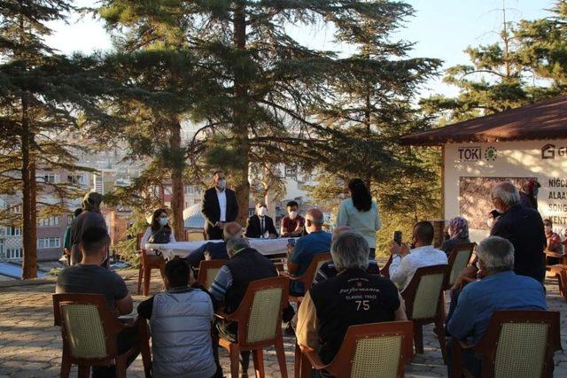 Niğde’de Belediye Başkanı Özdemir, kale ve çevresi kentsel dönüşümünde vatandaşlar buluştu