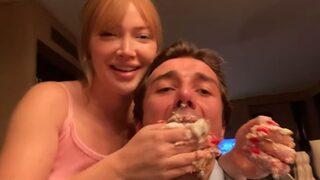 Cemal Can elleriyle yaptı Danla Bilic elleriyle yedirdi