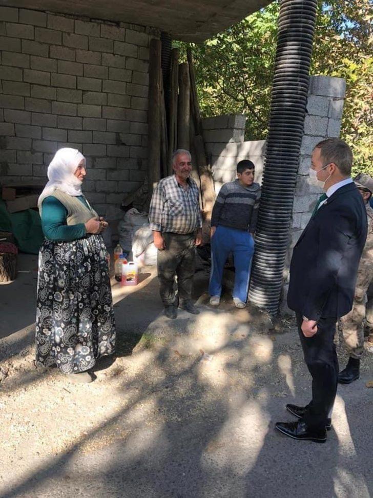 Kaymakam Yelek’ten köy okullarına ziyaret G4