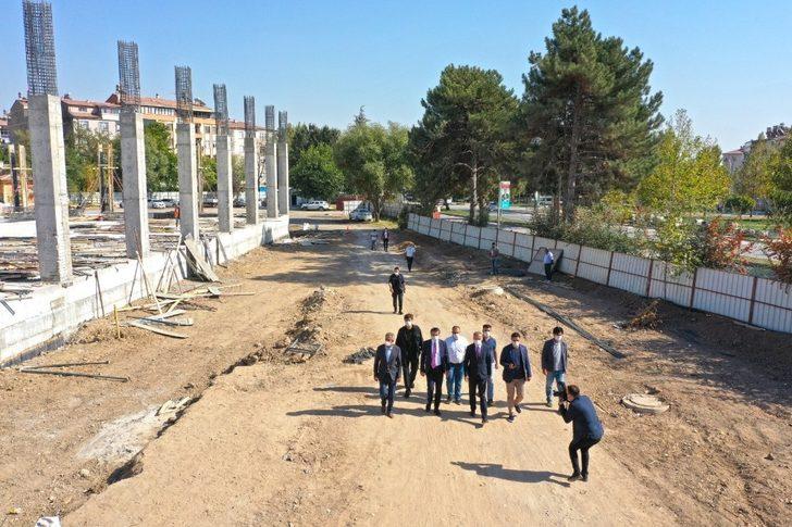 Başkan Şerifoğulları, yapımı süren projeleri yerinde inceledi G3