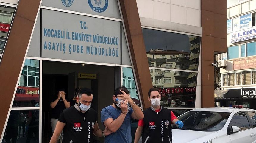 G&Uuml;NCELLEME - Kocaeli ve İstanbul'da kuyumculardan hırsızlık yaptıkları iddiasıyla yakalanan 2 kişi tutuklandı