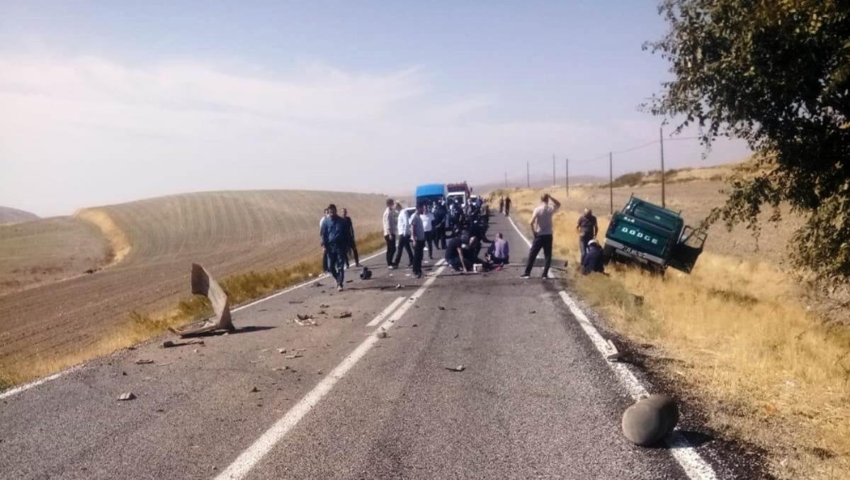 Arapgir&rsquo;de kaza: 2 yaralı