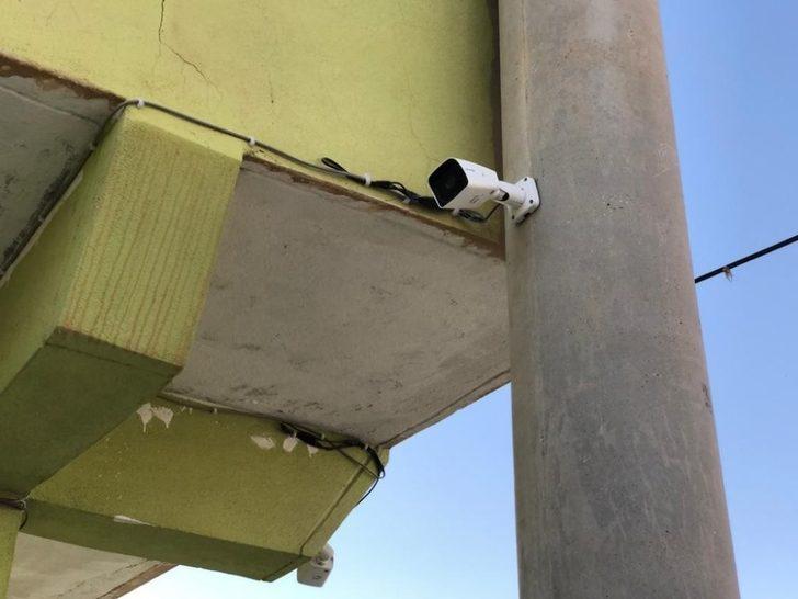 Polisi dinledi mahallesinin güvenliği için kamera taktı G2