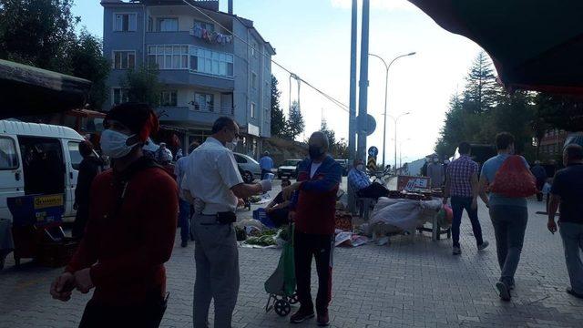 Emet pazarında Korona virüs tedbirleri