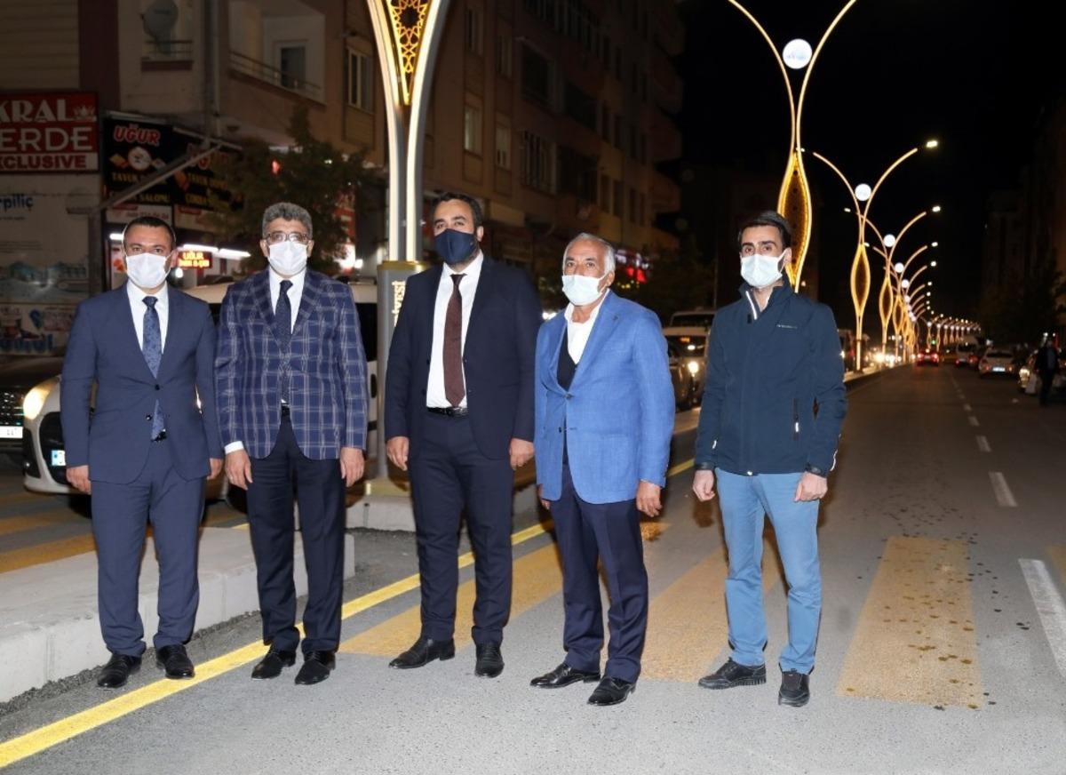 Vali Bilmez&rsquo;den gece mesaisi