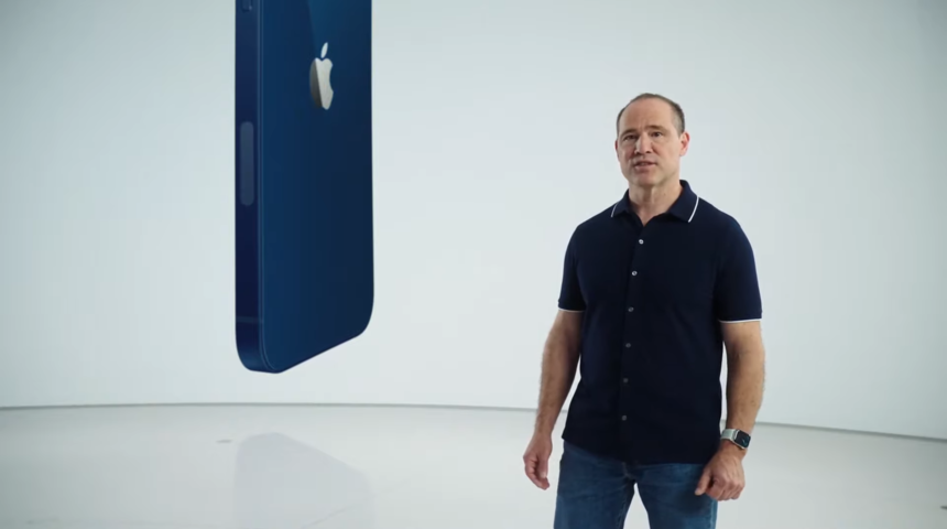 Deniz Teoman iPhone 12 etkinliğinde sahneye çıktı! Deniz Teoman kimdir?