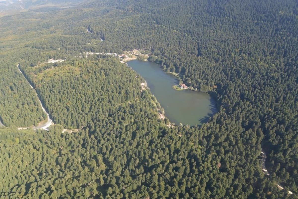 Bolu&rsquo;da ka&ccedil;ak yapılaşma ve yangında zarar g&ouml;ren yerler havadan denetlendi