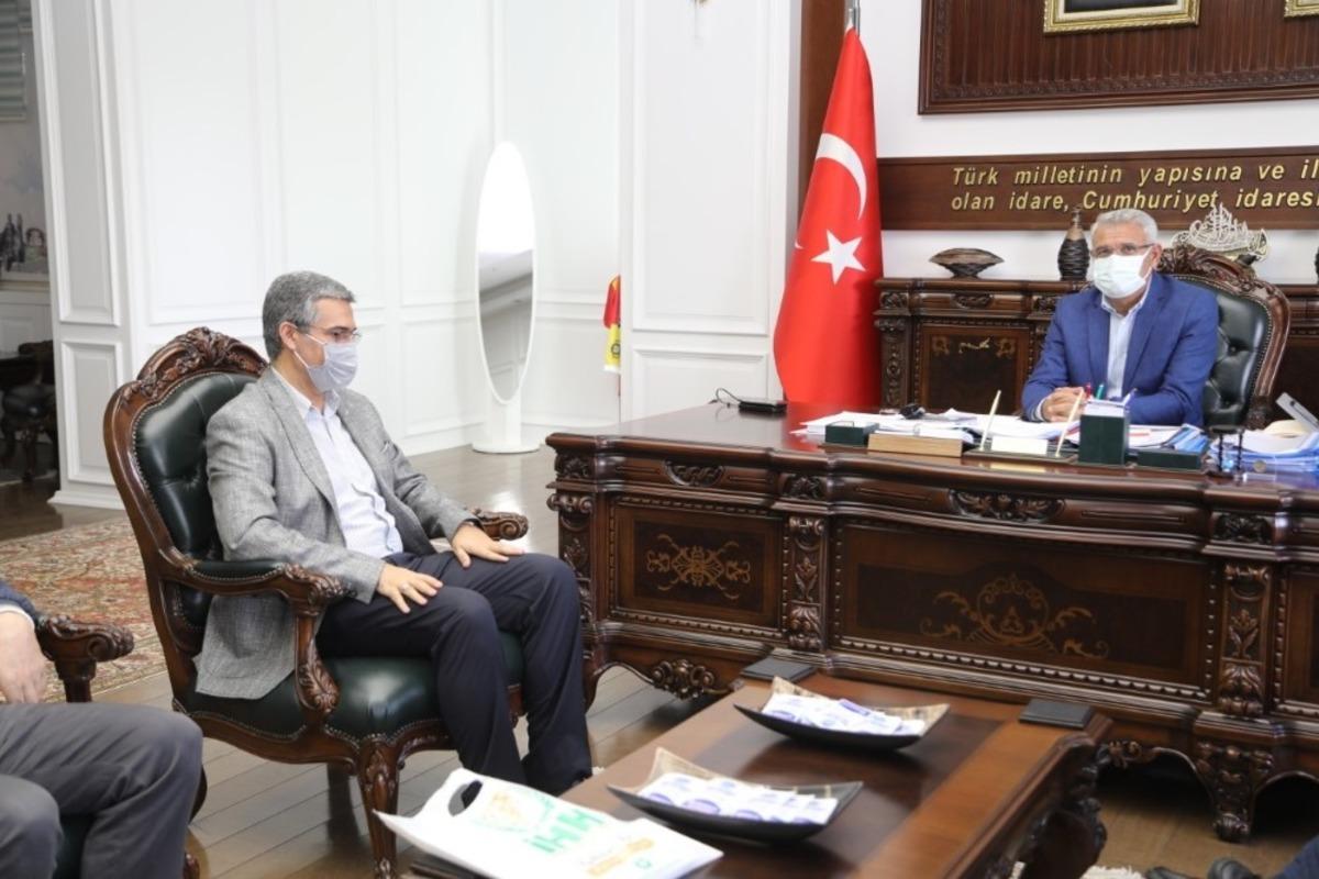 Başkan G&uuml;der&rsquo;den insani yardım &ccedil;ağrısı