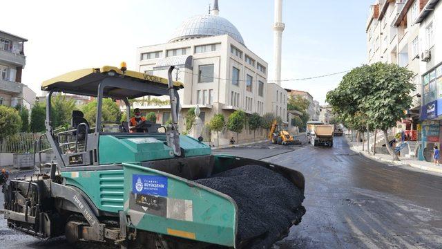 Avcılar’a bir ayda 15 bin ton asfalt
