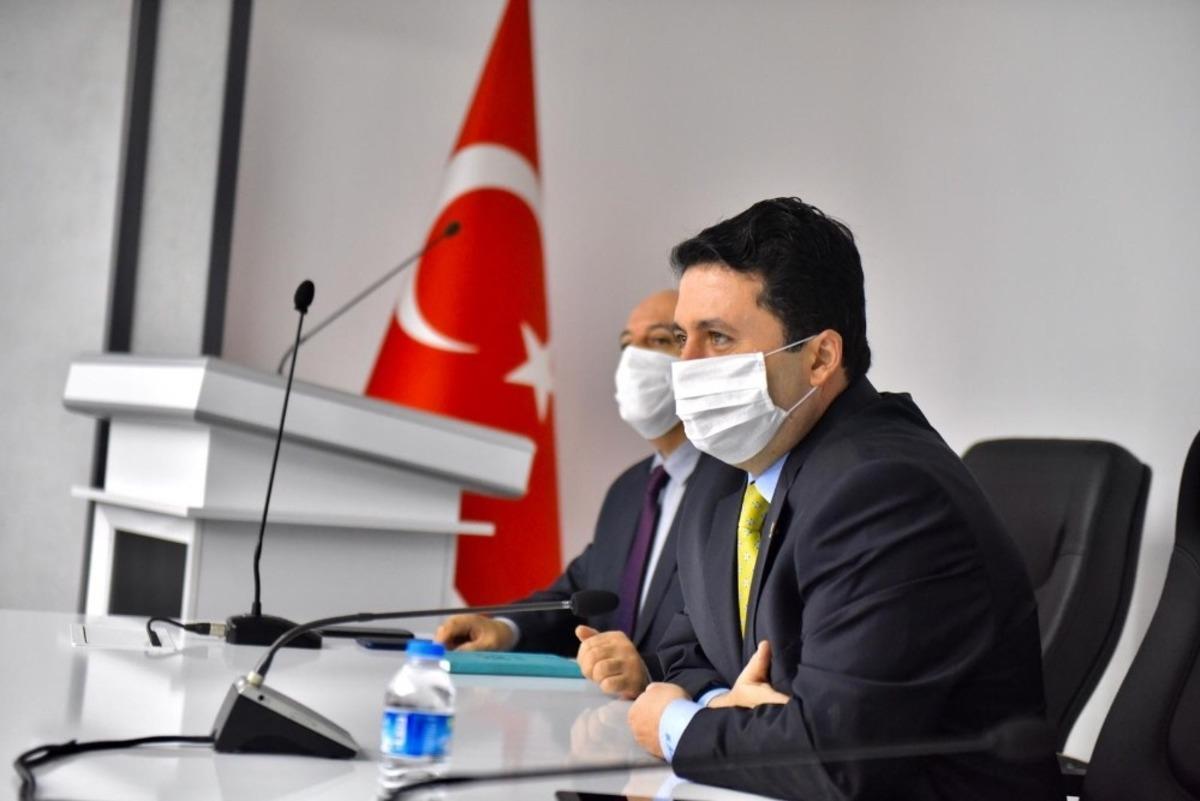 Başkan Hasan Avcı stajyer &ouml;ğrenciler ile biraraya geldi