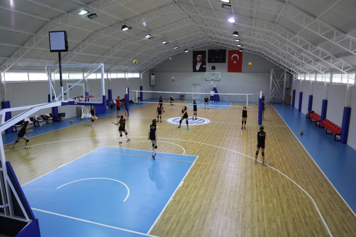 Marmaris Belediye Gen&ccedil;likspor &ccedil;alışmalara başladı