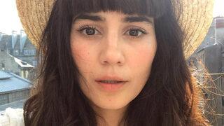 Zeynep Çamcı'dan Rihanna paylaşımı