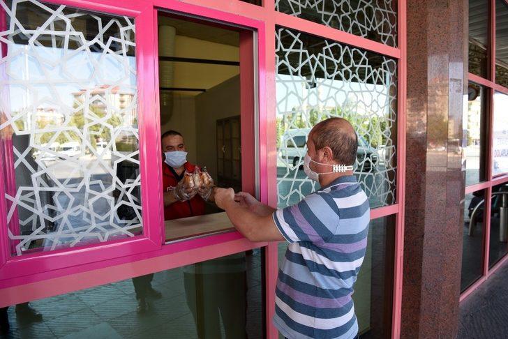 Selçuklu Belediyesi glütensiz ekmek satışına başladı G3