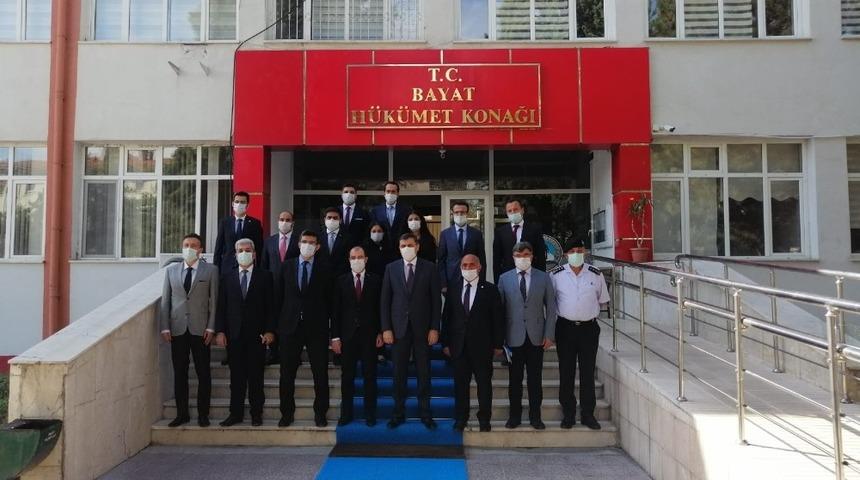 İlçe kaymakamları Bayat’ta toplandı