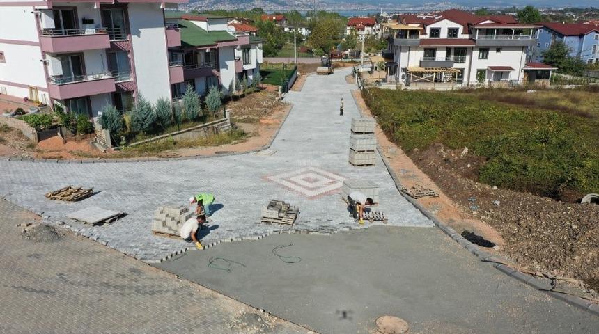 Başiskele mahallelerine yeni parke yol