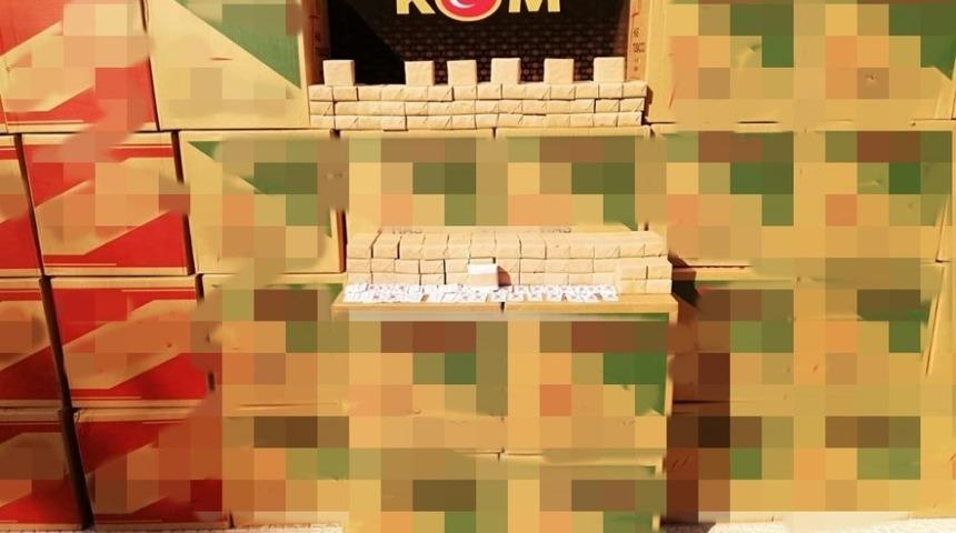 Ka&ccedil;ak t&uuml;t&uuml;n malzemelerini iş yeri ve depolarına sakladı