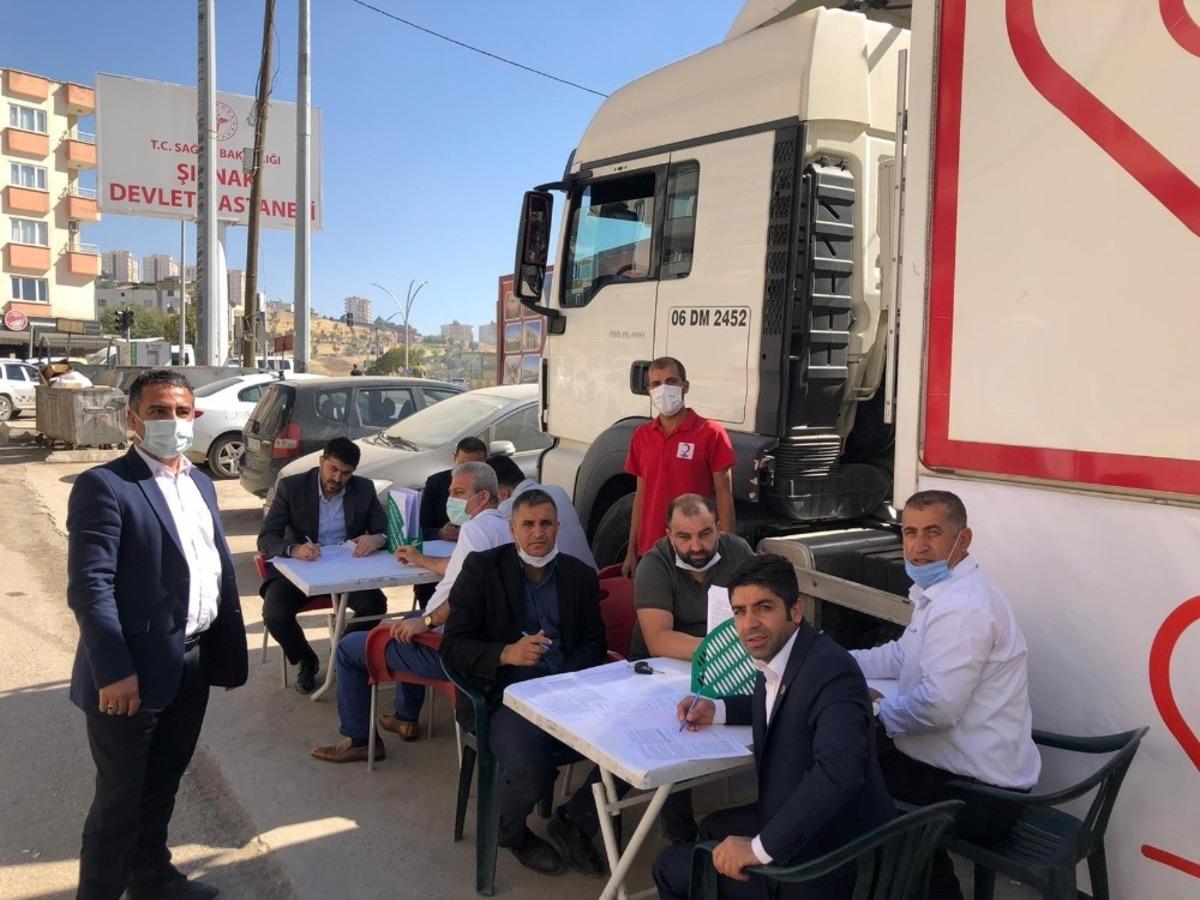 Sağlık-Sen Şırnak Şubesinden Kızılay&rsquo;a kan bağışı