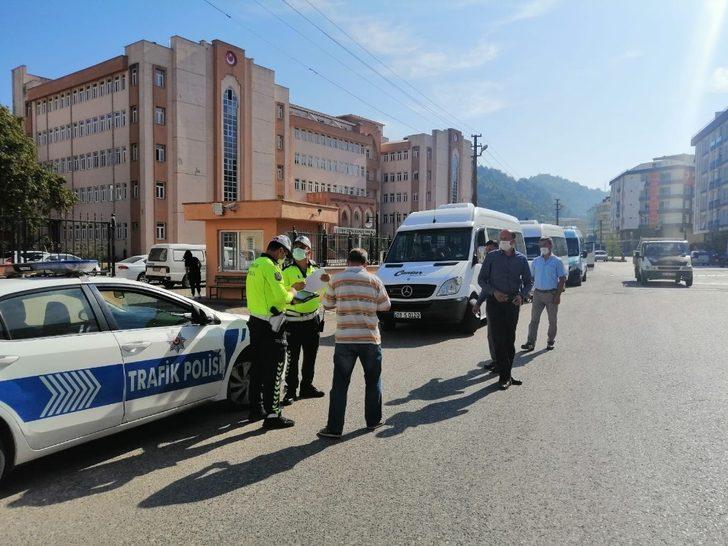 106 okul servis aracı ve sürücüsü denetlendi G4