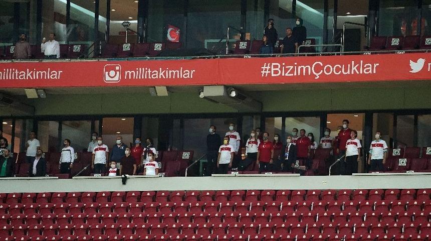Tribünler 217 gün sonra seyircilere ‘merhaba’ dedi