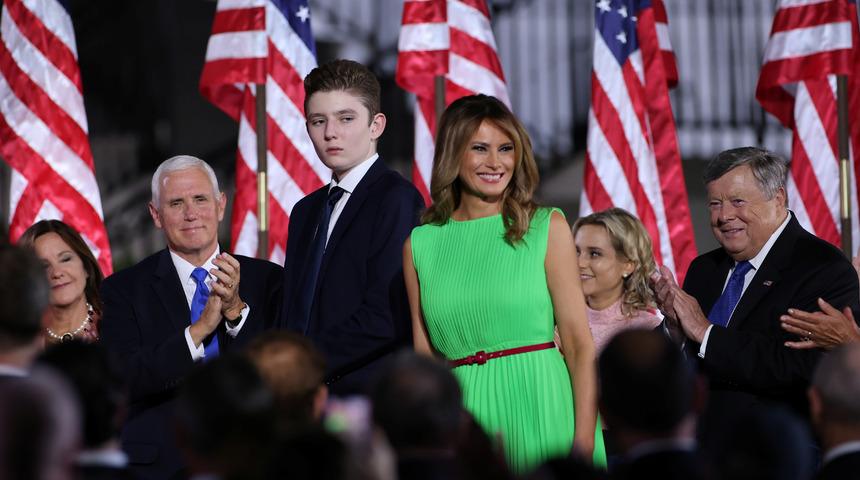 ABD Başkanı Trump'ın oğlu Barron da Kovid-19'a yakalanmış