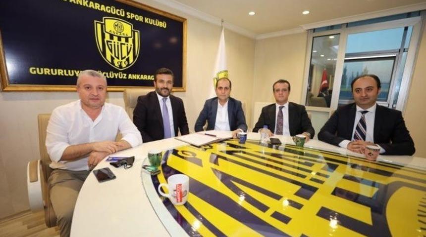 Mahmood Coffee Ankarag&uuml;c&uuml;&rsquo;n&uuml;n forma sponsoru oldu
