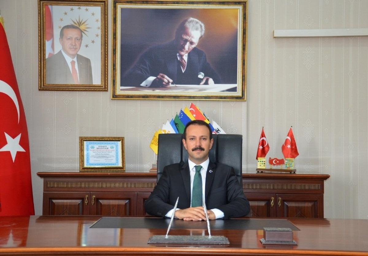 Hasan Kalyoncu &Uuml;niversitesi mezunu gen&ccedil; yaşta kaymakam oldu