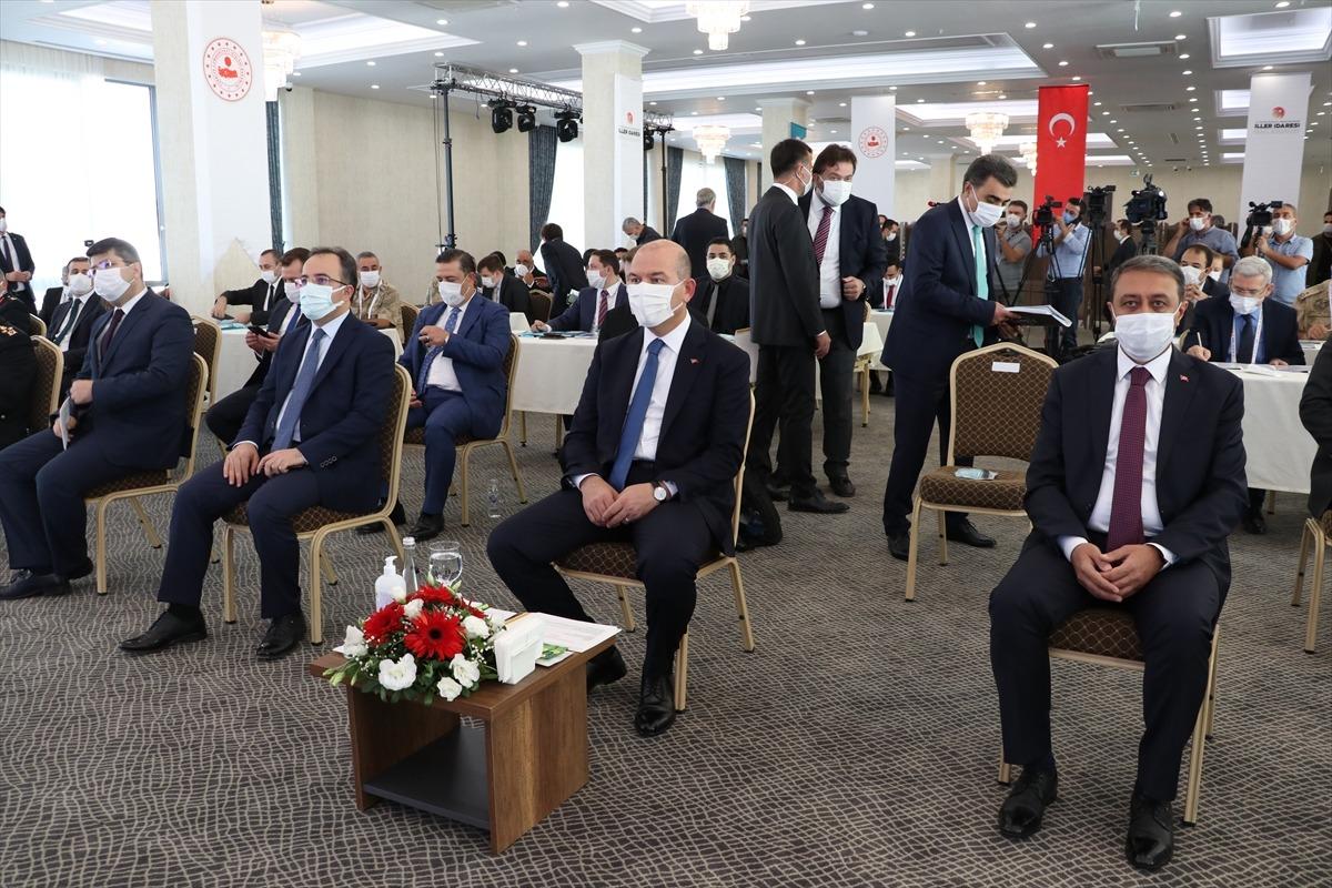 İ&ccedil;işleri Bakanı Soylu, Suriye G&ouml;rev G&uuml;c&uuml; Değerlendirme &Ccedil;alıştayı'nda konuştu: (1)