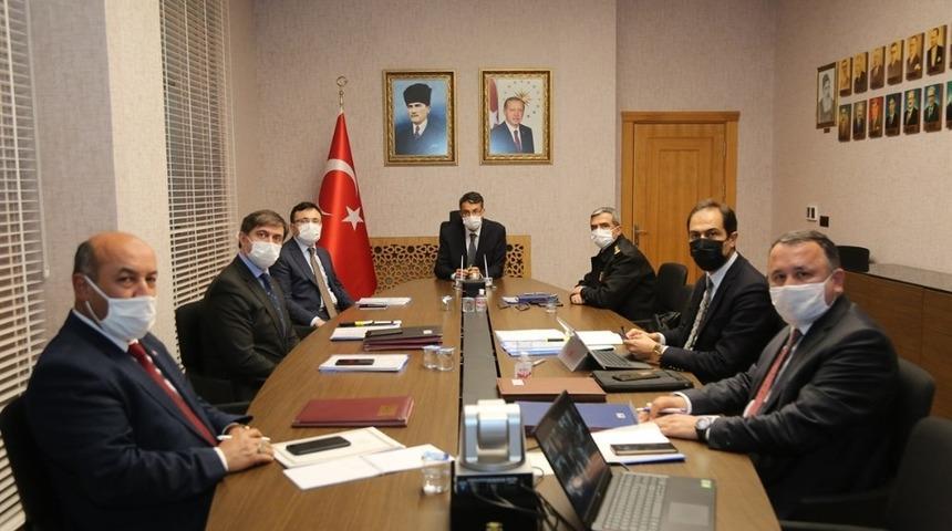 Korona&rsquo;nın son durumunu değerlendirdiler