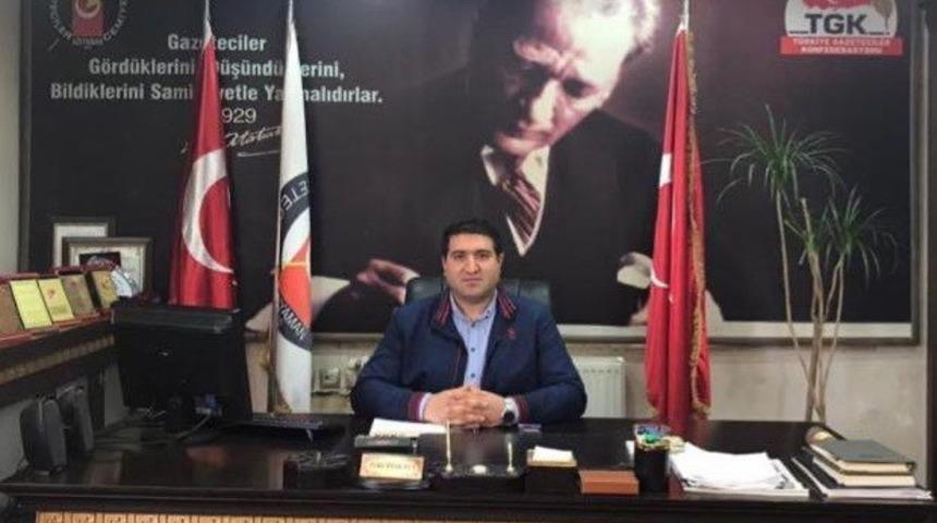 Başkan Akbilek&rsquo;ten "internet haberciliği yasası" m&uuml;jdesi