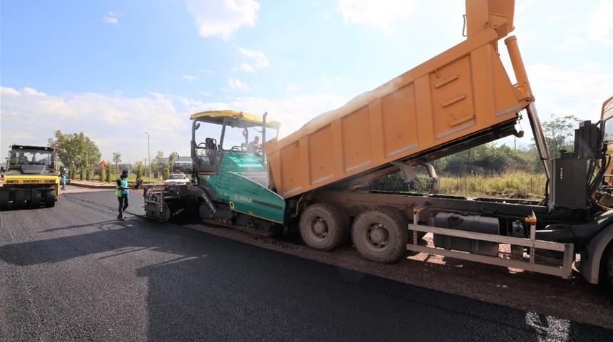 Vezir&ccedil;iftliği Mahallesi&rsquo;ne yeni asfalt yol