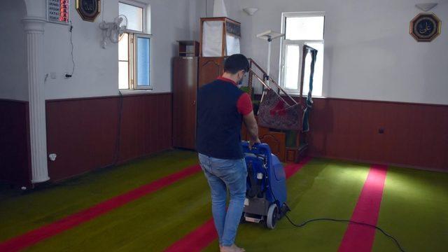 Mardin’de ibadethaneler temizleniyor