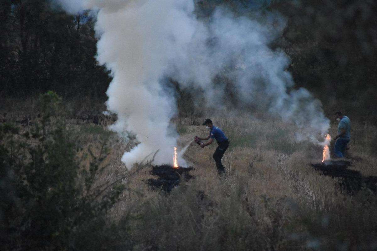 Yangına polis m&uuml;dahalesi