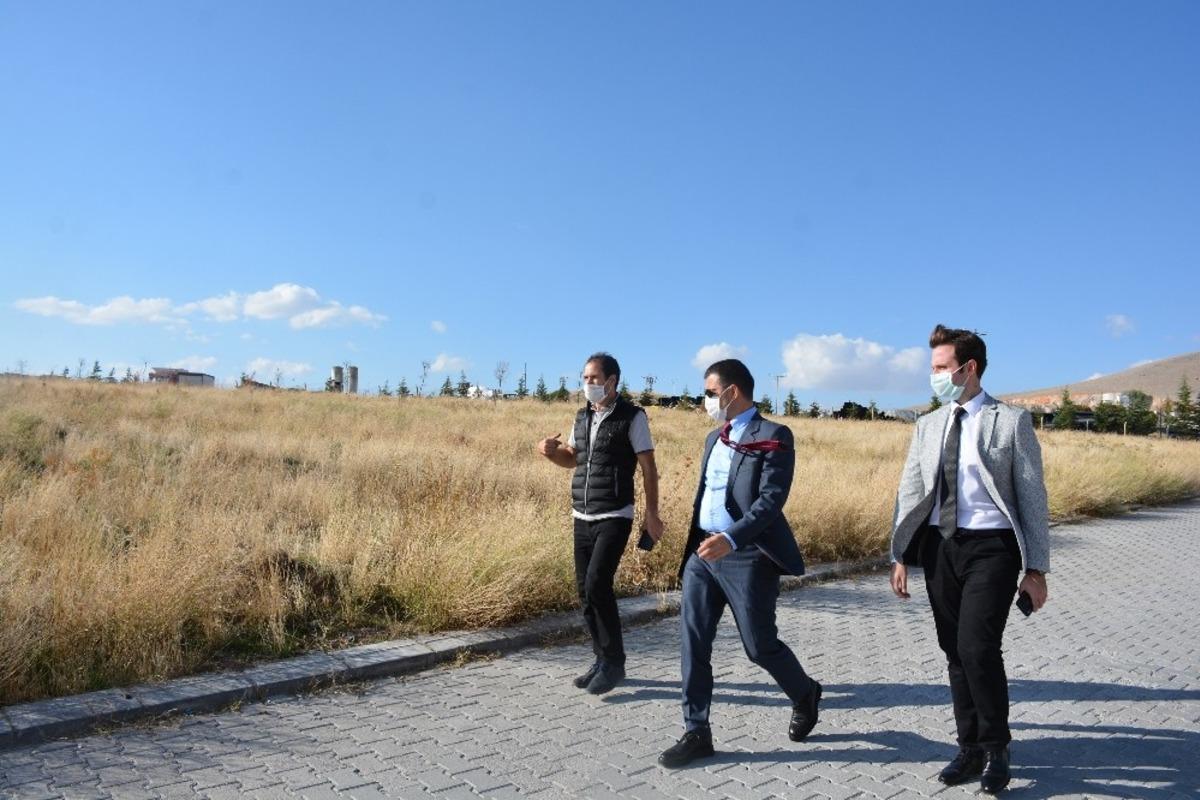 Emirdağ&rsquo;da 55 bin fidan toprakla buluşacak