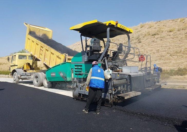 Van Büyükşehir Belediyesi Edremit’teki asfalt çalışmalarını tamamlıyor G4