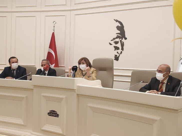 Gaziantep’te engelli çocuklara tekerlekli sandalye G2