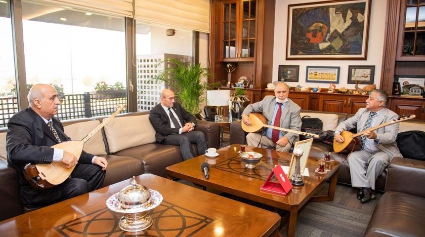 Aşıklar Başkan Soyer’i ziyaret etti