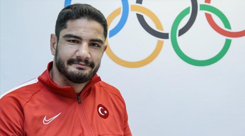 Milli güreşçi Taha Akgül'ün hedefi altın madalya